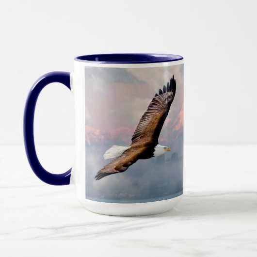 Bald Eagle Flying Over Snowcapped Mountains Blue マグカップ (左)