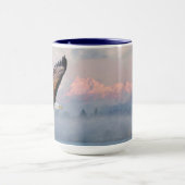 Bald Eagle Flying Over Snowcapped Mountains Blue マグカップ (中央)
