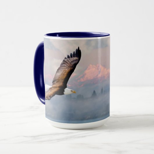 Bald Eagle Flying Over Snowcapped Mountains Blue マグカップ (正面左)