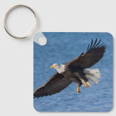 Bald eagle in flight キーホルダー (正面)