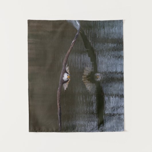 Bald Eagle in Flight タペストリー (正面)