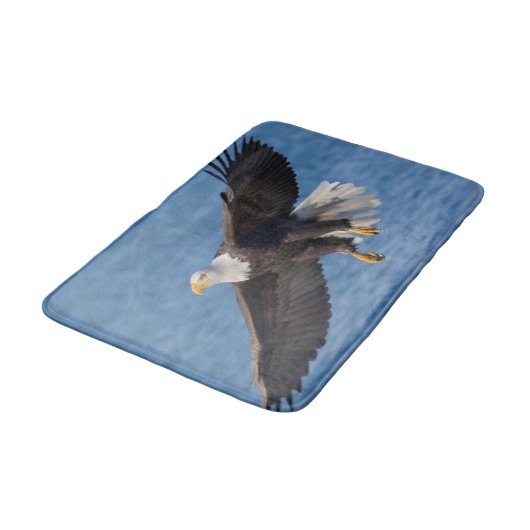 Bald eagle in flight バスマット (アングル)