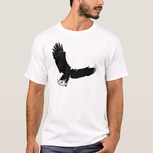 Bald Eagle in Flight Tシャツ (正面)