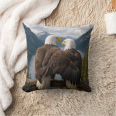 Bald Eagle Protecting His Mate クッション (ブランケット)