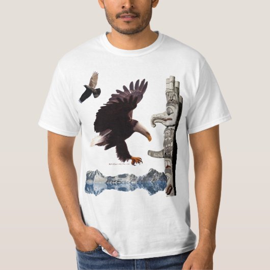Bald Eagle、Totem Pole、Raven & Mountainのシーン Tシャツ (正面)