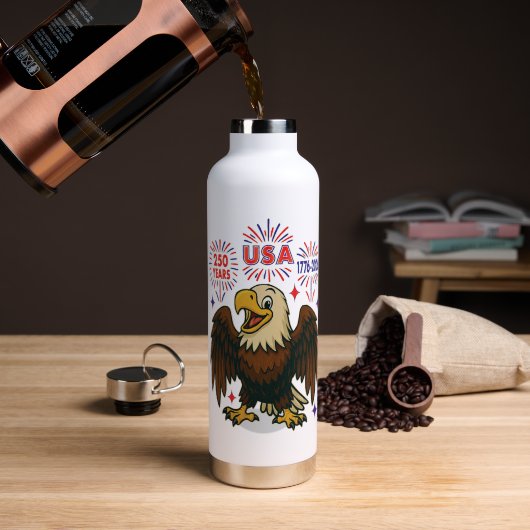 Bald Eagle with Fireworks- USA 250年1776-2026 ウォーターボトル (コーヒー (回転後))