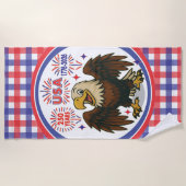 Bald Eagle with Fireworks- USA 250年1776-2026 ビーチタオル (正面)