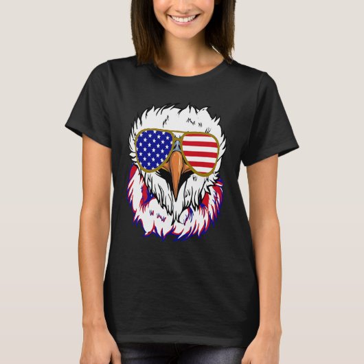 Bald Eagle with Mullet 4th of July American Flag Tシャツ (正面)