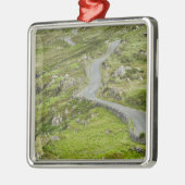 BallaghacahreenとCaherkeen.間の道 メタルオーナメント (左)