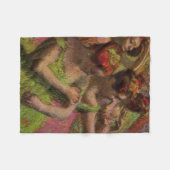 Ballerinas Adjusting Their Dresses (Edgar Degas) フリースブランケット (正面(横))