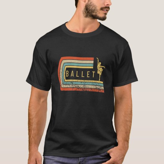Ballet Dancer Silhouette Distressed Retro Ballet Tシャツ (正面)