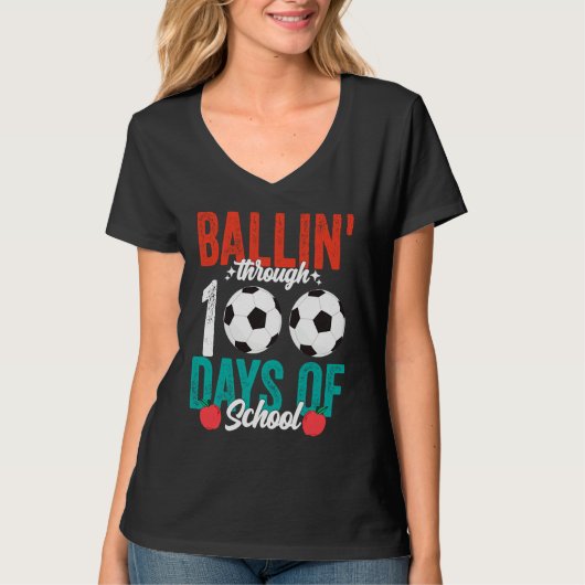 Ballin' Through 100 Days Of School  Soccer Boys Ki Tシャツ (正面)