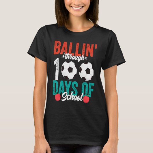 Ballin' Through 100 Days Of School  Soccer Boys Ki Tシャツ (正面)