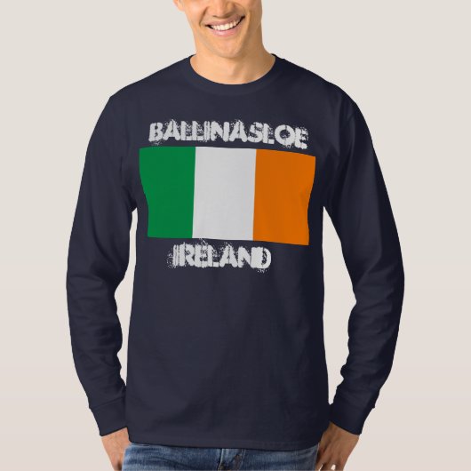 Ballinasloe、アイルランドの旗が付いているアイルランド Tシャツ (正面)