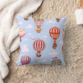 Balloon Buddies Throw Pillow クッション (ブランケット)
