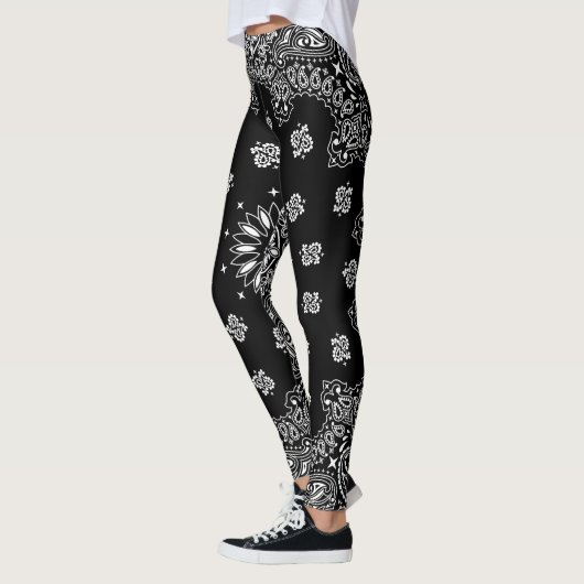 bandana paisley leggings レギンス (左)