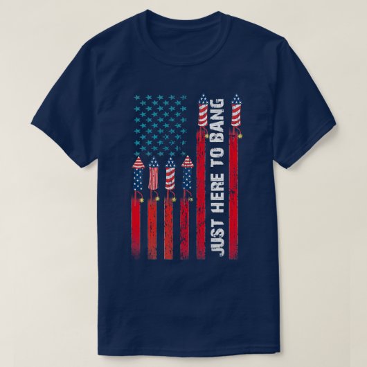 Bang American Flag Fireworks おもしろい 4tへ Tシャツ (デザイン正面)