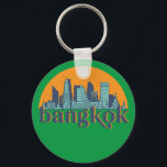 Bangkok Thailand Retro City Skyline Cityscape Art キーホルダー<br><div class="desc">Vintage and retro city design with beautiful skyline, tourist attraction and cityscape art. Cool skyscraper and building silhouette illustration merchandise for tourist and traveler. Perfect as souvenir to bring back home when travelling around the world. Save the memory of your travel and vacation with family and friends. Background color can...</div>