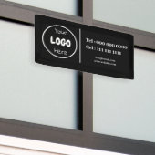 Bannière noire de marque du logo de l'entreprise  横断幕 (ビルの外側)