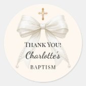 Baptism bow ivory white pearls cross thank you ラウンドシール (正面)