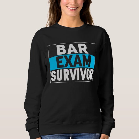 Bar Exam Survivor Law School Graduation New Lawyer スウェットシャツ (正面)