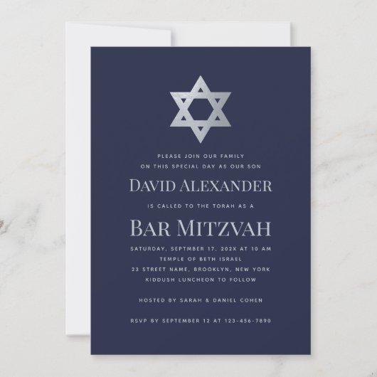 Bar Mitzvah Navy Blue & Faux Silver Star of David 招待状 (正面)