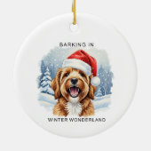 Barking in a Winter Wonderland Dog Christmas セラミックオーナメント (裏面)