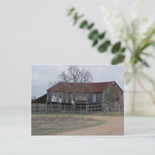 Barn in Central Texas Postcard ポストカード (スタンド正面)