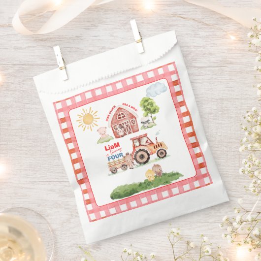 Barnyard Fun Any Age Birthday フェイバーバッグ (クリップ留めされた状態)