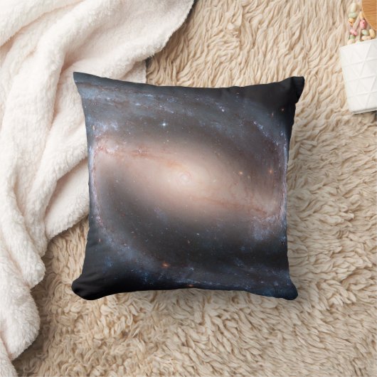 Barred Spiral Galaxy NGC 1300. Original from NASA クッション (ブランケット)