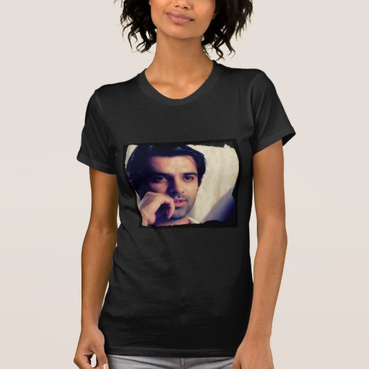 Barun Sobti Tシャツ (正面)