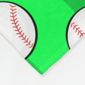 Baseball Balls - Seamless Pattern on Green Field  フリースブランケット (角)