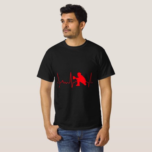 Baseball Catcher  - Red Baseball Catcher Heartbeat Tシャツ (正面フル)