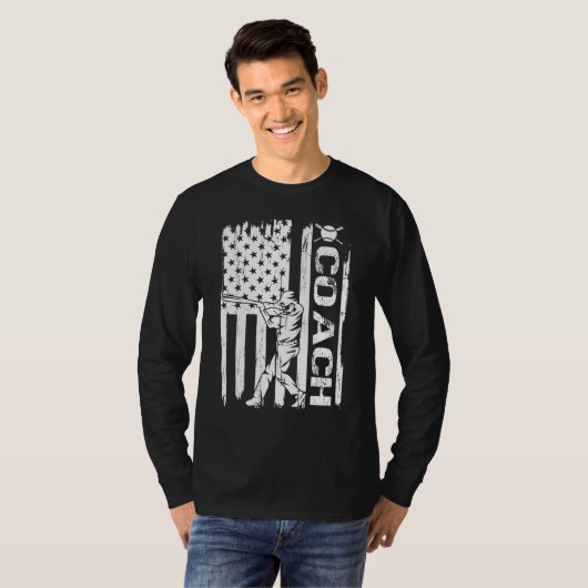 Baseball Coach USA Flag Baseball Trainer Coaching Tシャツ (正面フル)