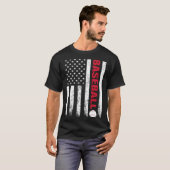 Baseball Distressed American Flag USA Coach Athlet Tシャツ (正面フル)