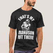 baseball grandma that's my grandson out there foo tシャツ (正面)