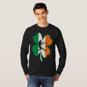 Baseball Player Lucky Shamrock Ireland Flag St Pat Tシャツ (正面フル)