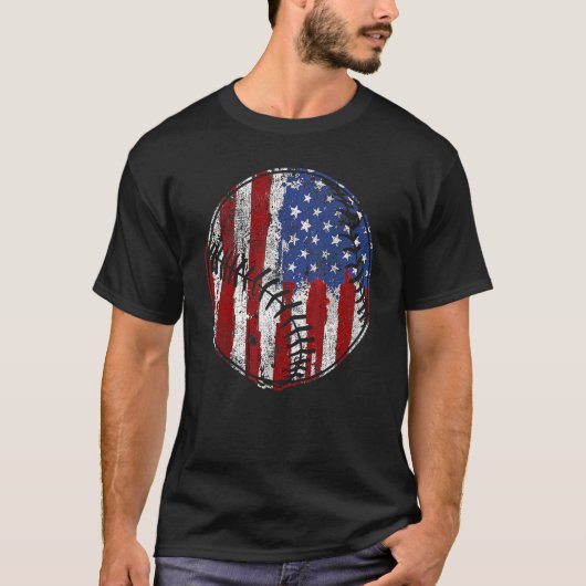 Baseball Player USA American Flag 4th Of July  USA Tシャツ (正面)