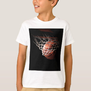 Basketball Ball in Action Tシャツ