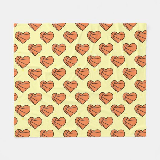 Basketball Ball Texture In Heart Shape Pattern  フリースブランケット (正面(横))