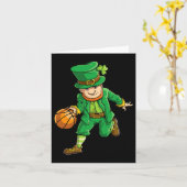 Basketball Leprechaun St Patricks Day Boys Kids Me カード (黄色い花)