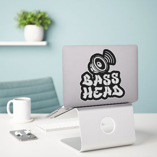 BASS HEAD black/grey シール (デスク上のノートパソコン)