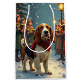 Basset Hound Christmas Carol Singers Painting ミディアムペーパーバッグ (正面)