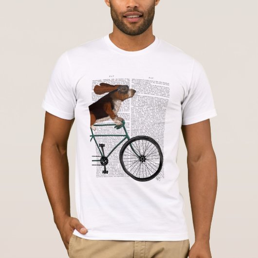 Basset Hound on Bicycle Tシャツ (正面)