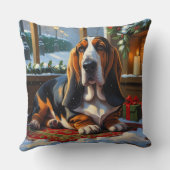 Basset Hound With Christmas Lights Holiday  クッション (裏面)