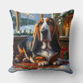 Basset Hound With Christmas Lights Holiday  クッション (正面)