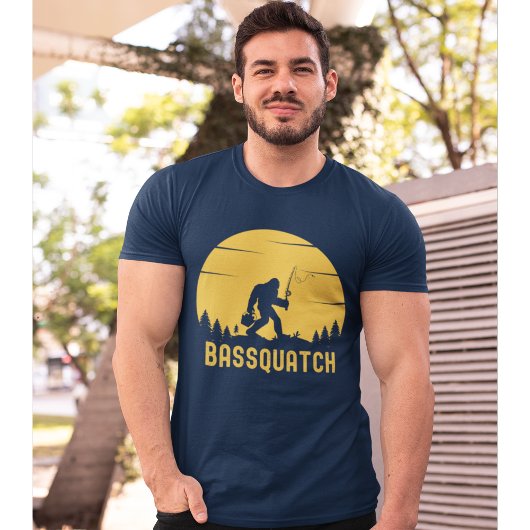 Bassquatch Funny Big foot Tシャツ