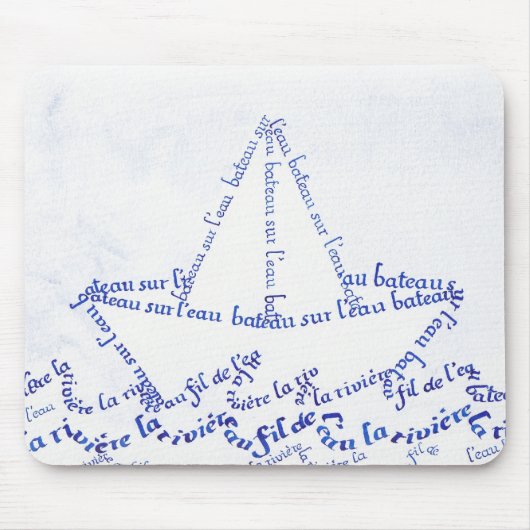 Bateau sur l'eau. マウスパッド (正面)
