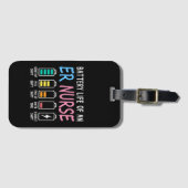 Battery life of an ER nurse humor chart ラゲッジタグ (正面横)