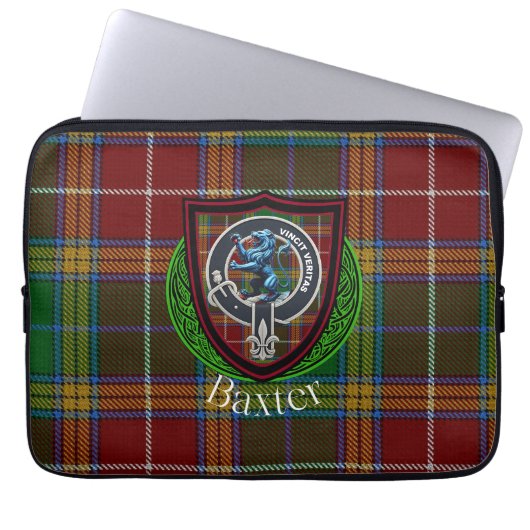 Baxter Scottish Clan Tartan and Crest  ラップトップスリーブ (正面)